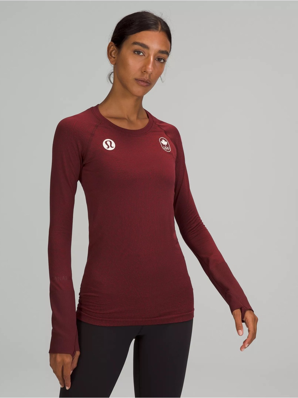 lululemon athletica Team Canada Swiftly Tech Long Sleeve shirt. Size 4 women